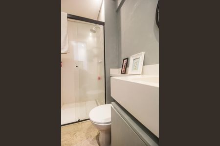 Apartamento à venda com 53m², 1 quarto e 2 vagasBanheiro da Suíte