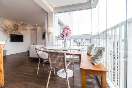 Apartamento à venda com 53m², 1 quarto e 2 vagasVaranda