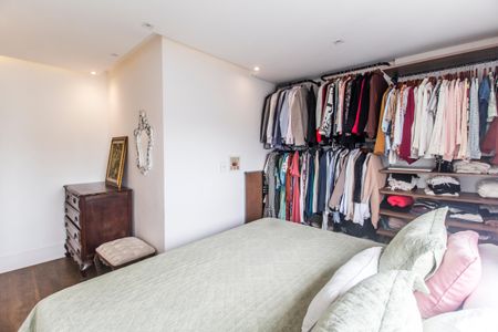 Apartamento à venda com 53m², 1 quarto e 2 vagasSuíte