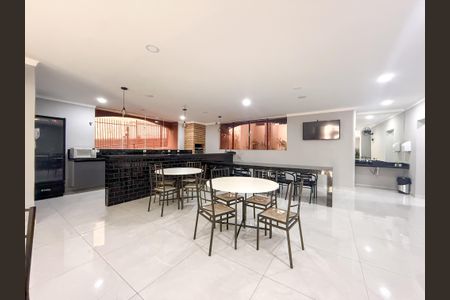 Apartamento à venda com 49m², 2 quartos e 1 vaga Apartamento à venda com 49m², 2 quartos e 1 vagaÁrea comum - Salão de festas