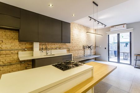 Casa à venda com 100m², 1 quarto e 1 vagaSala/Cozinha