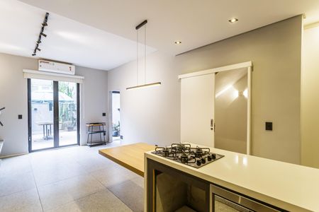 Casa à venda com 100m², 1 quarto e 1 vagaSala/Cozinha