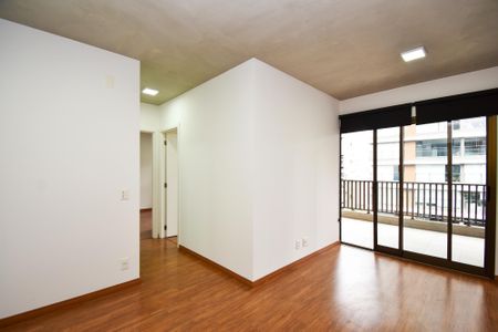 entrada de apartamento para alugar com 2 quartos, 70m² em Sumarezinho, São Paulo