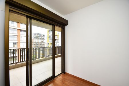 Apartamento à venda com 70m², 2 quartos e 1 vaga Apartamento à venda com 70m², 2 quartos e 1 vagaQuarto