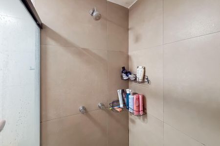 Studio para alugar com 44m², 1 quarto e 1 vaga Studio para alugar com 44m², 1 quarto e 1 vagaBanheiro