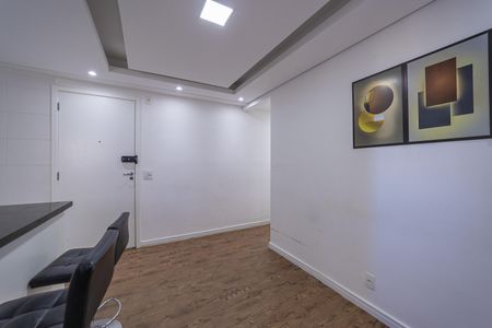 Apartamento à venda com 47m², 2 quartos e sem vaga Apartamento à venda com 47m², 2 quartos e sem vagaSala/cozinha