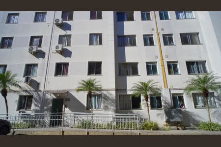Fachada  de apartamento para alugar com 2 quartos, 47m² em Rubem Berta, Porto Alegre