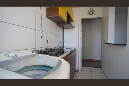 Área de Serviço de apartamento para alugar com 2 quartos, 47m² em Rubem Berta, Porto Alegre