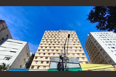 Studio para alugar com 35m², 1 quarto e sem vaga Studio para alugar com 35m², 1 quarto e sem vagaFachada