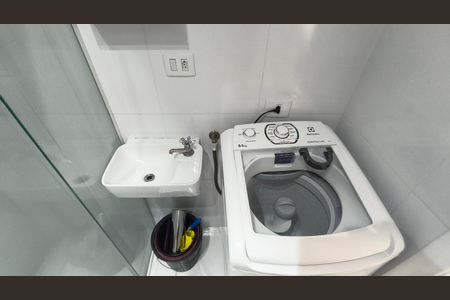 Studio para alugar com 35m², 1 quarto e sem vaga Studio para alugar com 35m², 1 quarto e sem vagaBanheiro