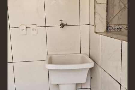 Área de Serviço de casa para alugar com 2 quartos, 100m² em Nova Cidade, Nilópolis