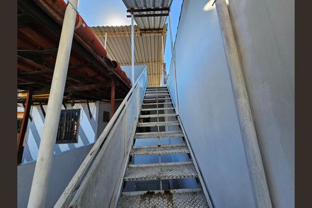 Acesso terraço de casa para alugar com 2 quartos, 100m² em Nova Cidade, Nilópolis