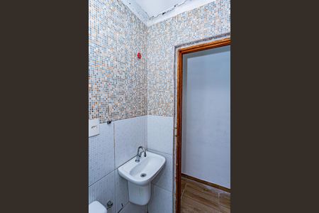 Casa para alugar com 100m², 3 quartos e 1 vaga Casa para alugar com 100m², 3 quartos e 1 vagaBanheiro suite 2