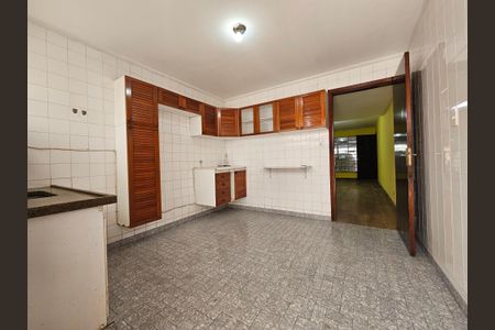 Casa para alugar com 136m², 3 quartos e 2 vagasCozinha