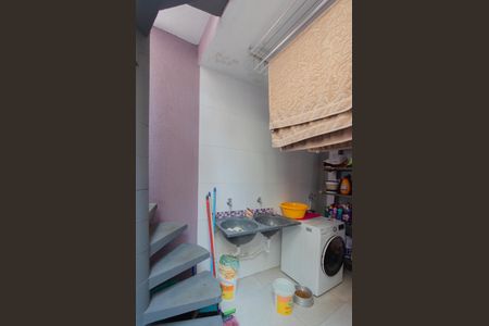 Casa à venda com 145m², 3 quartos e 1 vagaÁrea de Serviço