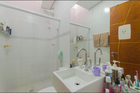 Casa à venda com 145m², 3 quartos e 1 vagaBanheiro