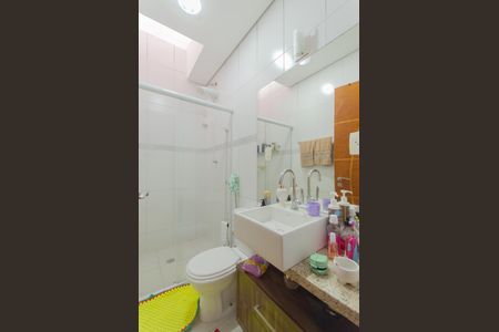 Casa à venda com 145m², 3 quartos e 1 vagaBanheiro