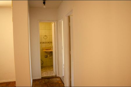 Corredor de apartamento para alugar com 2 quartos, 78m² em Setor Bueno, Goiânia