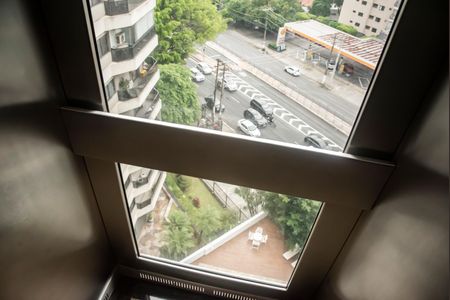 Apartamento à venda com 153m², 2 quartos e 3 vagasElevador panorâmico