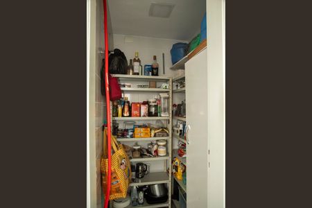 Apartamento à venda com 153m², 2 quartos e 3 vagasÁrea de Serviço - Despensa