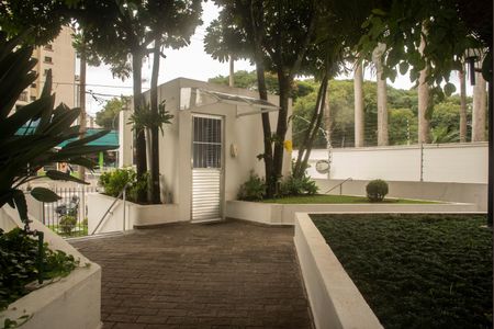 Apartamento à venda com 153m², 2 quartos e 3 vagasHall de entrada