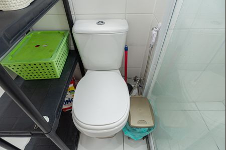 Apartamento à venda com 35m², 2 quartos e sem vaga Apartamento à venda com 35m², 2 quartos e sem vagaBanheiro Social