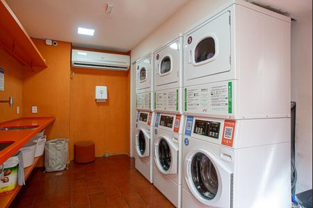 Apartamento à venda com 35m², 2 quartos e sem vaga Apartamento à venda com 35m², 2 quartos e sem vagaÁrea comum - Lavanderia