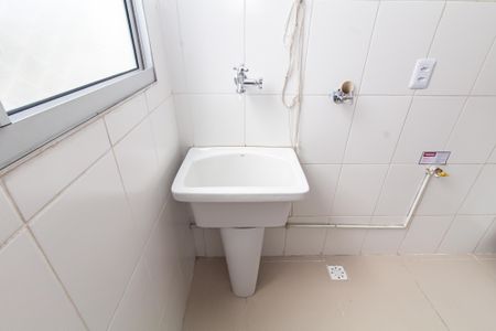 Apartamento para alugar com 47m², 2 quartos e 1 vagaCozinha e Área de Serviço