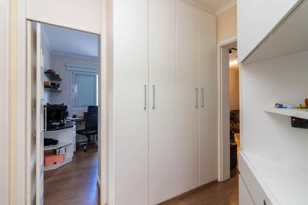 Apartamento à venda com 92m², 3 quartos e 2 vagas Apartamento à venda com 92m², 3 quartos e 2 vagasCorredor