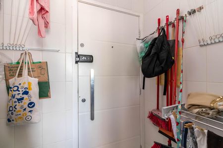 Apartamento à venda com 92m², 3 quartos e 2 vagas Apartamento à venda com 92m², 3 quartos e 2 vagasÁrea de Serviço