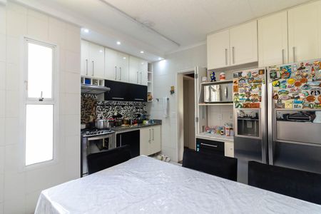 Apartamento à venda com 92m², 3 quartos e 2 vagas Apartamento à venda com 92m², 3 quartos e 2 vagasCozinha
