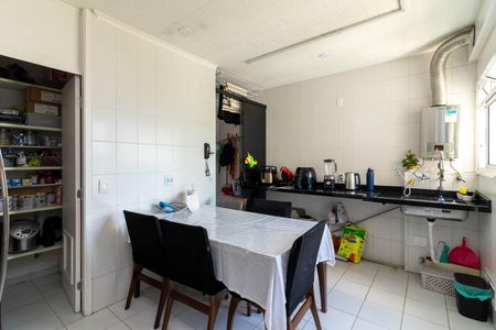 Apartamento à venda com 92m², 3 quartos e 2 vagas Apartamento à venda com 92m², 3 quartos e 2 vagasCozinha