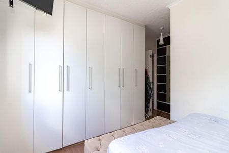Apartamento à venda com 92m², 3 quartos e 2 vagas Apartamento à venda com 92m², 3 quartos e 2 vagasSuíte