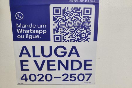 Casa à venda com 260m², 5 quartos e 1 vagaFachada