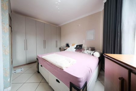 Casa à venda com 260m², 5 quartos e 1 vagaSuíte