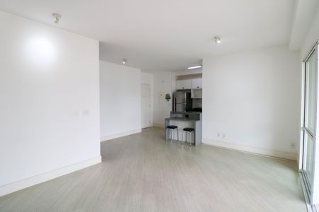 Apartamento à venda com 81m², 2 quartos e 2 vagasSala/Cozinha