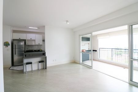Apartamento à venda com 81m², 2 quartos e 2 vagasSala/Cozinha
