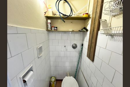 Apartamento à venda com 68m², 2 quartos e 1 vagaBanheiro de Serviço