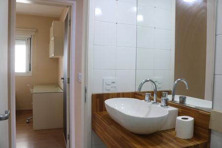 Apartamento para alugar com 79m², 3 quartos e 2 vagasBanheiro social