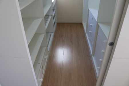Apartamento para alugar com 79m², 3 quartos e 2 vagasQuarto 2
