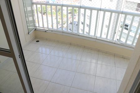 Apartamento para alugar com 79m², 3 quartos e 2 vagasVaranda