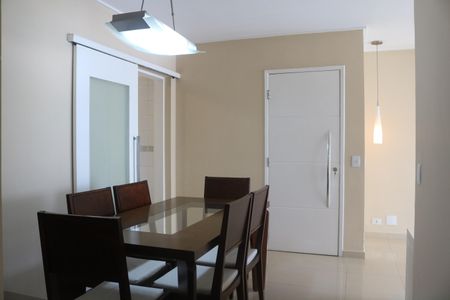Apartamento para alugar com 79m², 3 quartos e 2 vagasSala