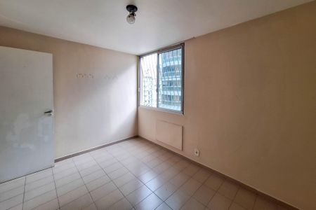 Apartamento à venda com 90m², 3 quartos e 1 vagaQuarto 2