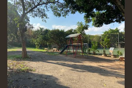 Casa à venda com 250m², 3 quartos e 2 vagas