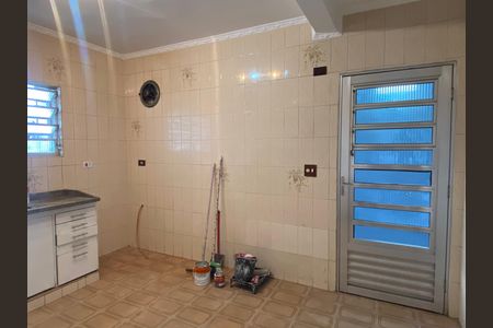 Casa à venda com 250m², 3 quartos e 2 vagas Casa à venda com 250m², 3 quartos e 2 vagasCozinha