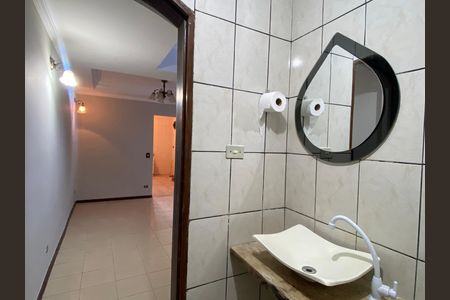 Casa à venda com 250m², 3 quartos e 2 vagas Casa à venda com 250m², 3 quartos e 2 vagasBanheiro 1