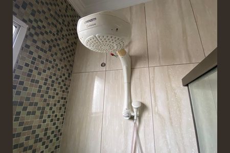 Casa à venda com 250m², 3 quartos e 2 vagas Casa à venda com 250m², 3 quartos e 2 vagasBanheiro 2