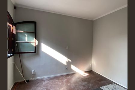 Casa à venda com 250m², 3 quartos e 2 vagas Casa à venda com 250m², 3 quartos e 2 vagasQuarto 1