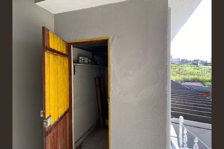 Casa à venda com 250m², 3 quartos e 2 vagas Casa à venda com 250m², 3 quartos e 2 vagasÁrea de Serviço - Varanda