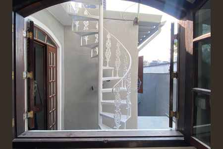 Casa à venda com 250m², 3 quartos e 2 vagas Casa à venda com 250m², 3 quartos e 2 vagasQuarto 1 - Vista